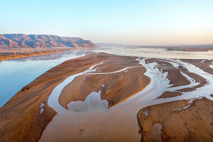 В Китае принят закон, направленный на экологическую защиту бассейна реки Хуанхэ